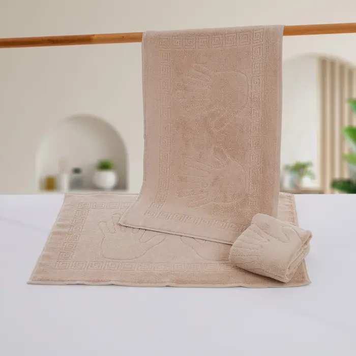 Хавлиена кърпа с мотив ръце - Капучино - 3344 - Хавлиена кърпа с мотив ръце - Капучино - 3344